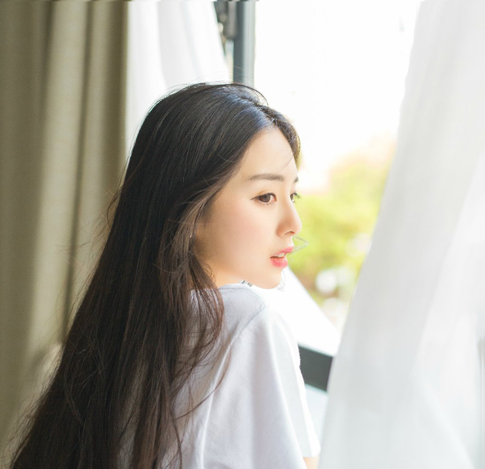 “厉害？”严颜闻言，不禁冷笑一声：“我倒要看看他是如何厉害，来人，点兵八千，随我出征！”